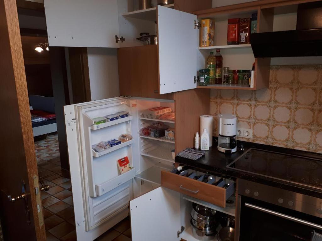 Bruckmühl Karl-Stieler-Str. One Room In A 2 Room Appartment ; Lot Space מראה חיצוני תמונה