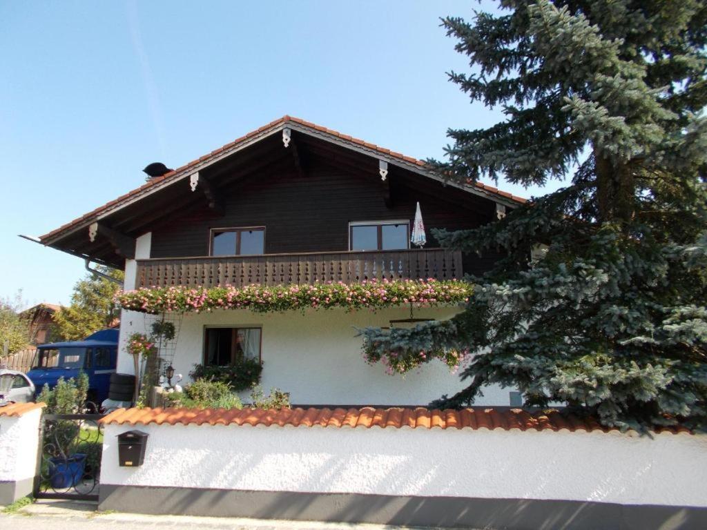 Bruckmühl Karl-Stieler-Str. One Room In A 2 Room Appartment ; Lot Space מראה חיצוני תמונה
